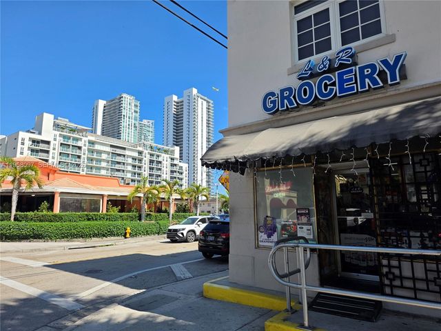 471 NE 25th St 601, Miami, FL 33137