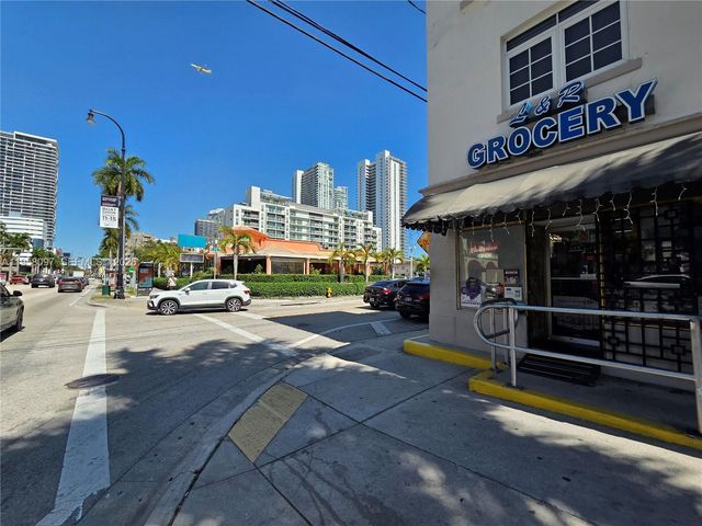 471 NE 25th St 601, Miami, FL 33137