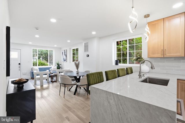 5005 SARGENT RD NE, Washington, DC 20017