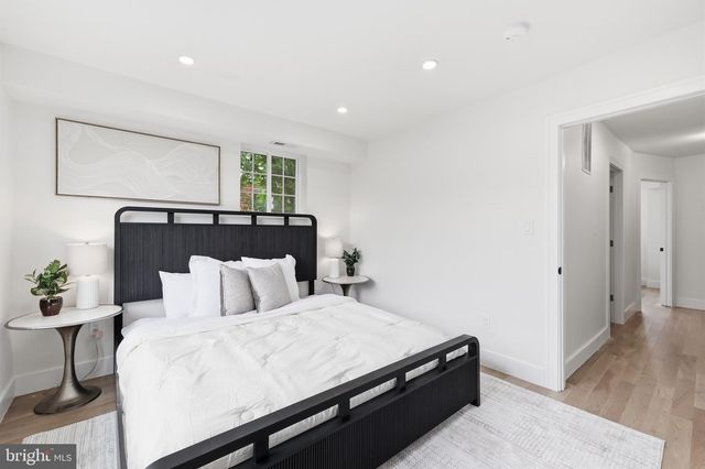 5005 SARGENT RD NE, Washington, DC 20017