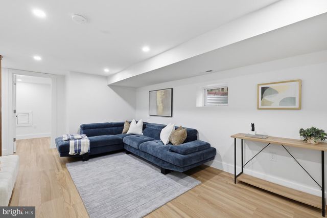 5005 SARGENT RD NE, Washington, DC 20017