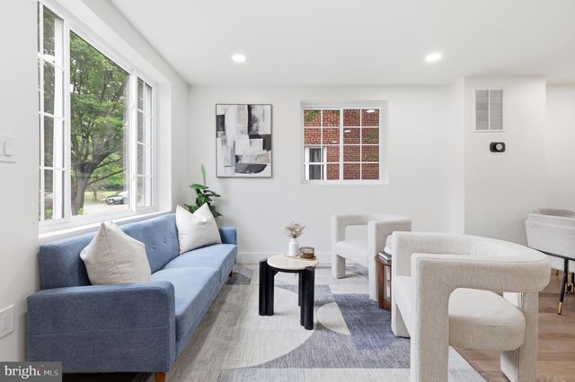5005 SARGENT RD NE, Washington, DC 20017
