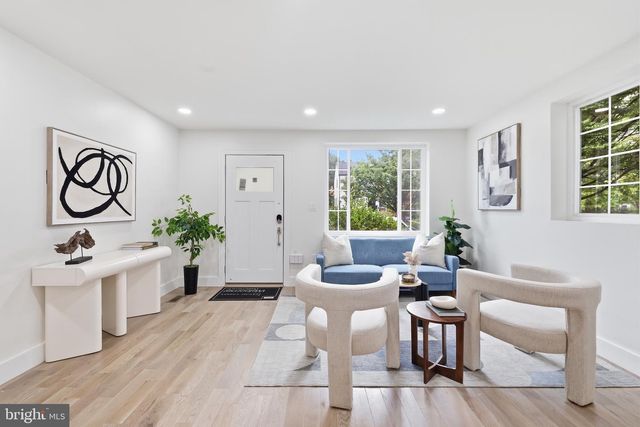 5005 SARGENT RD NE, Washington, DC 20017