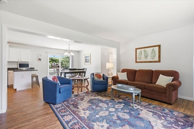 85 Lewis Ave, Walpole, MA 02081