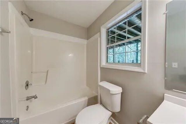 4161 Wyndham Pointe Court, Buford, GA 30519