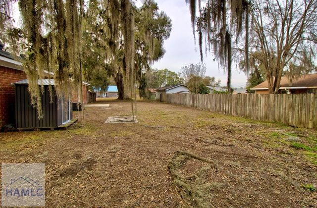 43 Sandy Run Road SE, Allenhurst, GA 31301