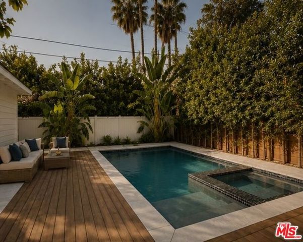4420 Calhoun Avenue, Sherman Oaks, CA 91423
