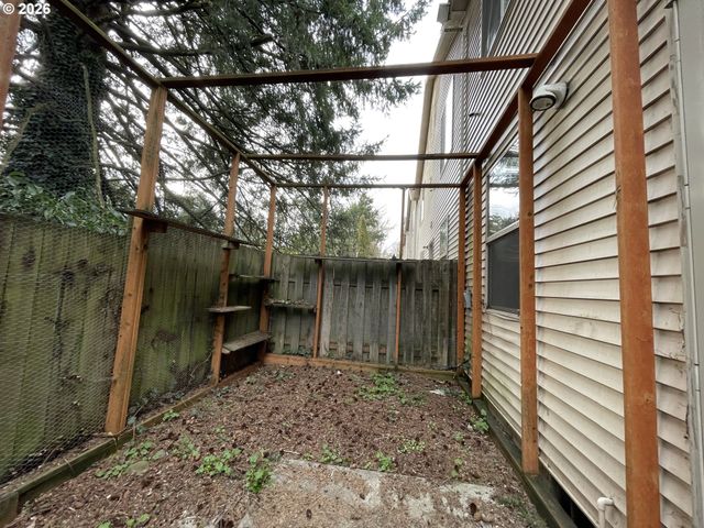 14728 Ne FLANDERS St, Portland, OR 97230