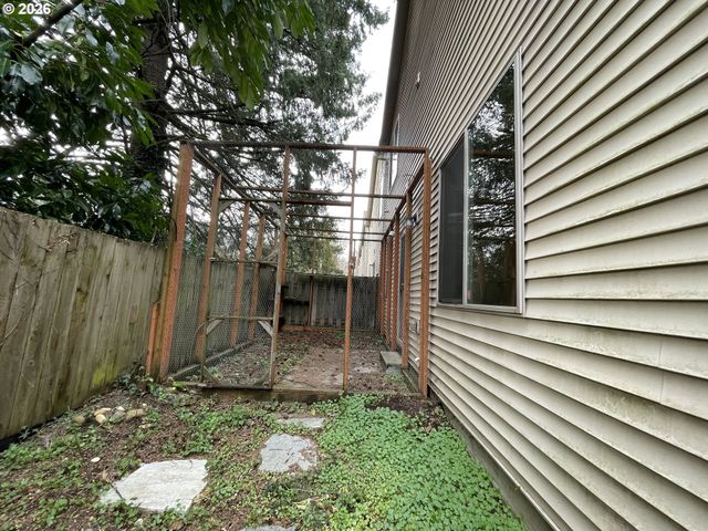 14728 Ne FLANDERS St, Portland, OR 97230