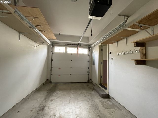 14728 Ne FLANDERS St, Portland, OR 97230