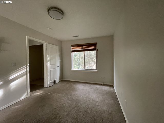 14728 Ne FLANDERS St, Portland, OR 97230