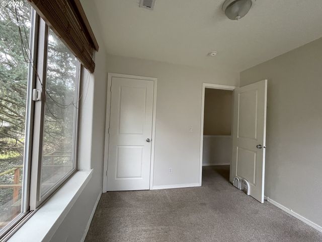 14728 Ne FLANDERS St, Portland, OR 97230