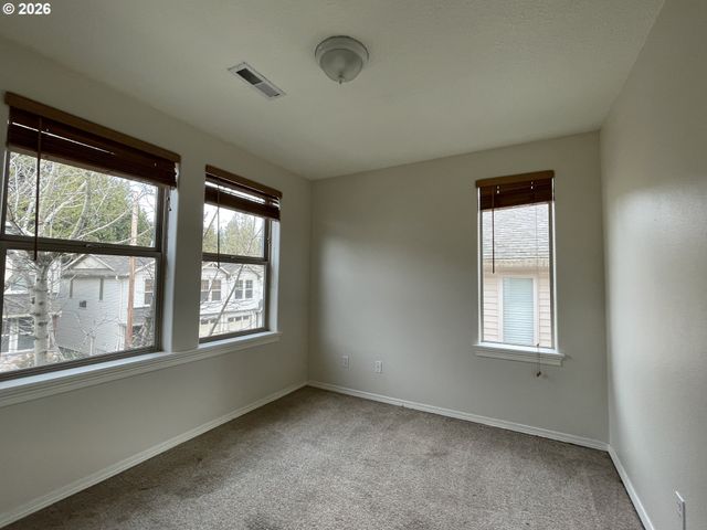 14728 Ne FLANDERS St, Portland, OR 97230