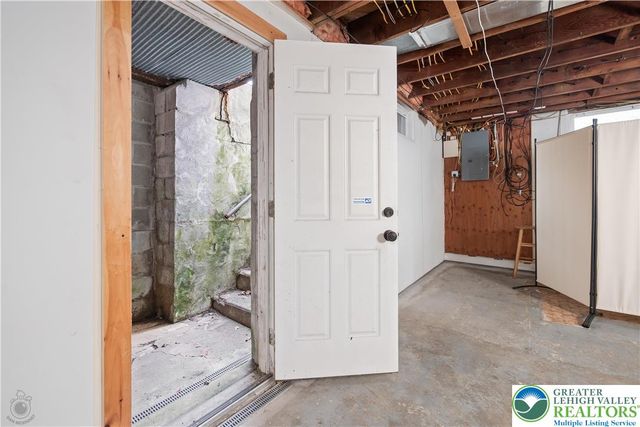 1969 Easton Avenue, Bethlehem City, PA 18017