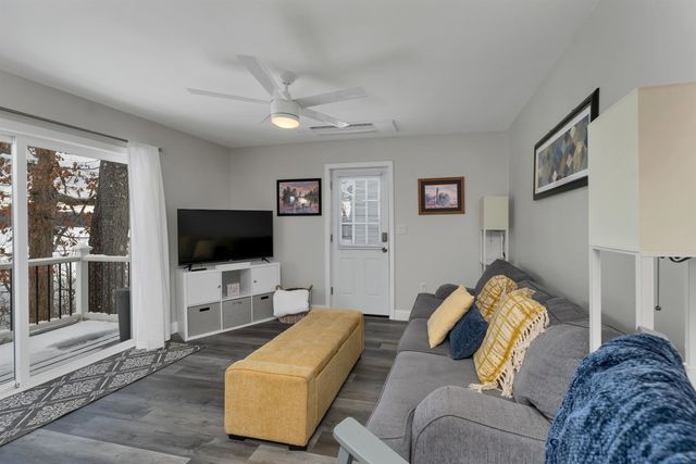 6 Winnisquam Shore, Tilton, NH 03276