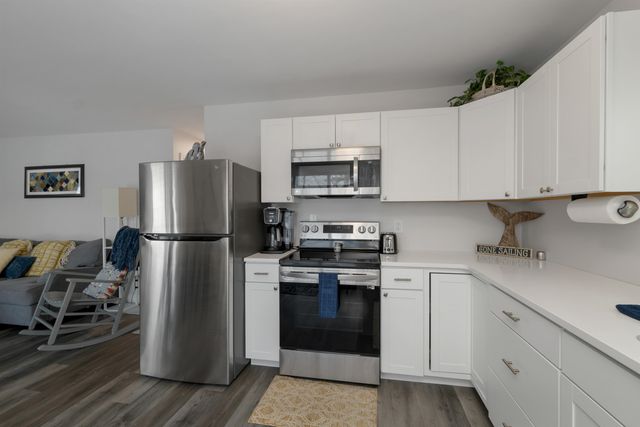 6 Winnisquam Shore, Tilton, NH 03276