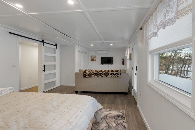 6 Winnisquam Shore, Tilton, NH 03276