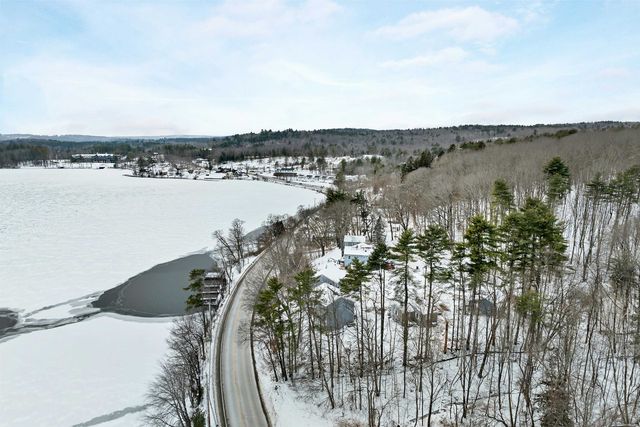 6 Winnisquam Shore, Tilton, NH 03276