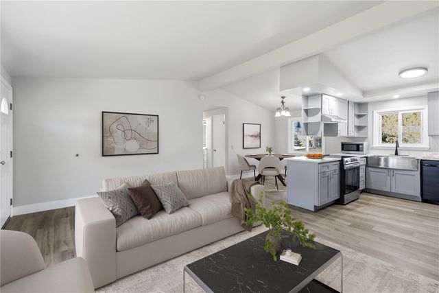 20219 12th Place, Seatac, WA 98198