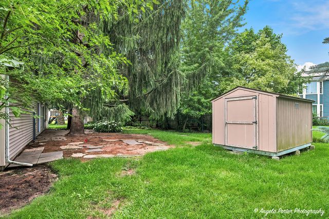 3287 Medford Court, Island Lake, IL 60042