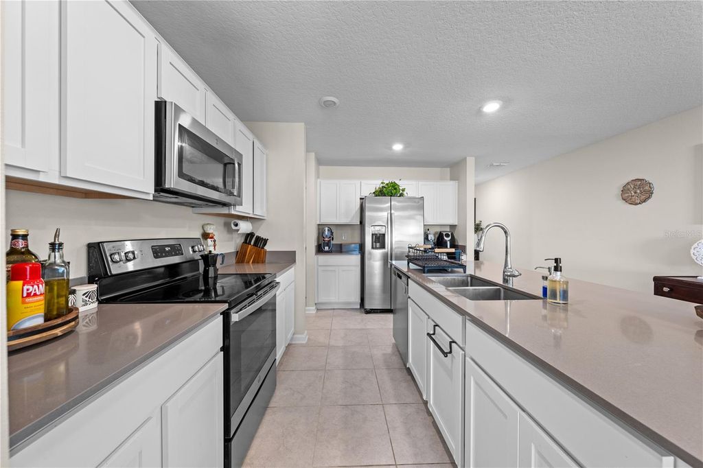 Image 13 of property listing at 1988 TRAVERSE WAY, Kissimmee, FL 34746