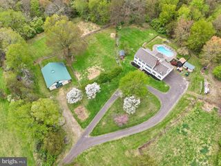 112 STONY BROOK RD, Hopewell, NJ 08525