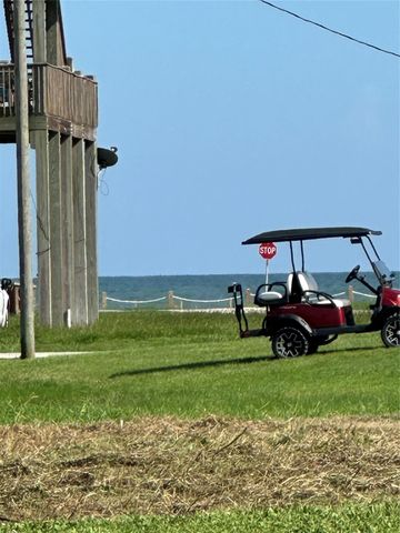 981 Sailfish, Crystal Beach, TX 77650