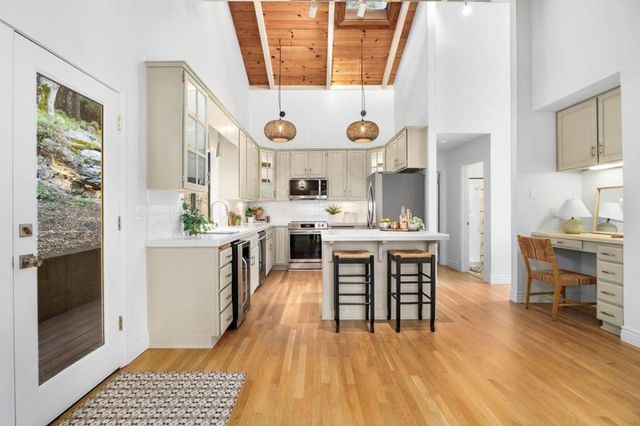 231 Nelson Road, Scotts Valley, CA 95066