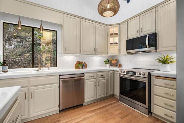 231 Nelson Road, Scotts Valley, CA 95066