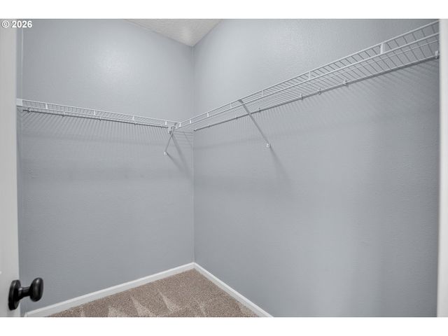 716 ERIC Dr, Molalla, OR 97038