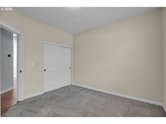 716 ERIC Dr, Molalla, OR 97038