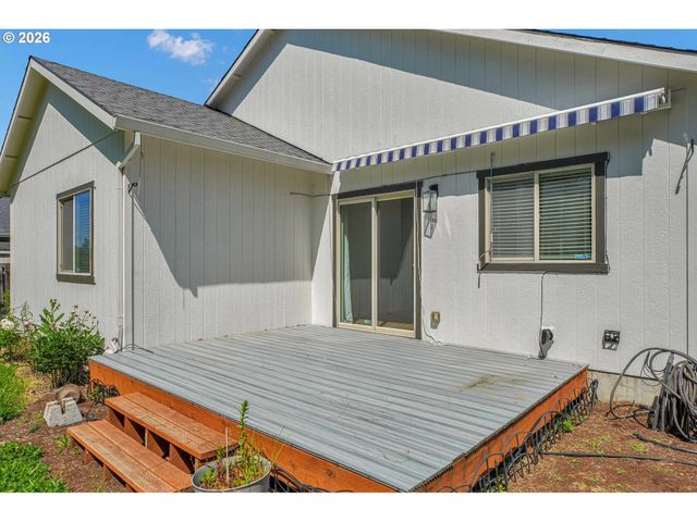 716 ERIC Dr, Molalla, OR 97038