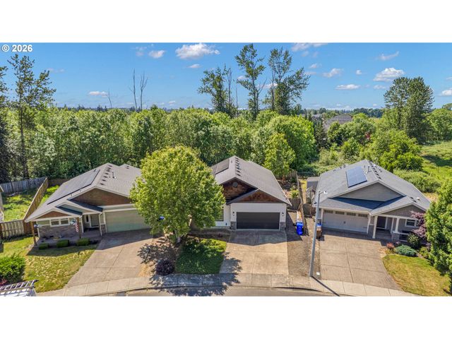 716 ERIC Dr, Molalla, OR 97038