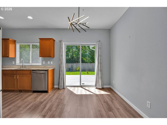 716 ERIC Dr, Molalla, OR 97038