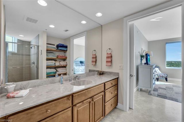 265 Indies WAY # 904, Naples, FL 34110