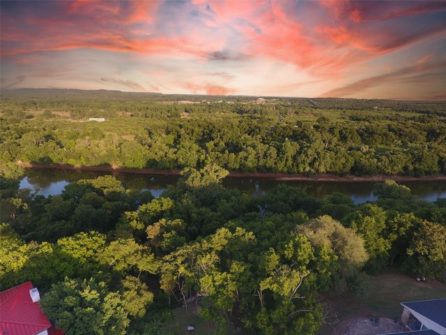 9710 Bellechase Road, Granbury, TX 76049