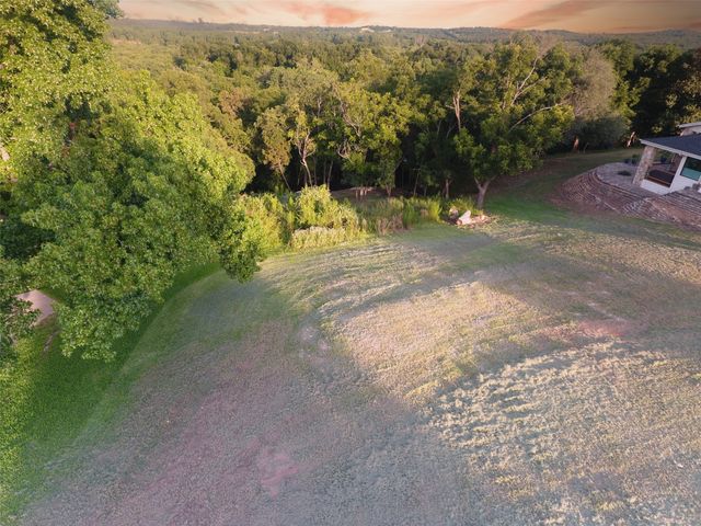 9710 Bellechase Road, Granbury, TX 76049