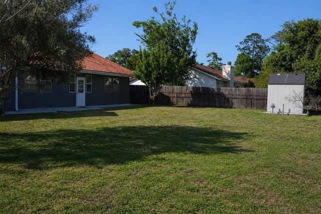 10 FALLS PLACE, Palm Coast, FL 32137