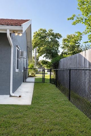 10 FALLS PLACE, Palm Coast, FL 32137