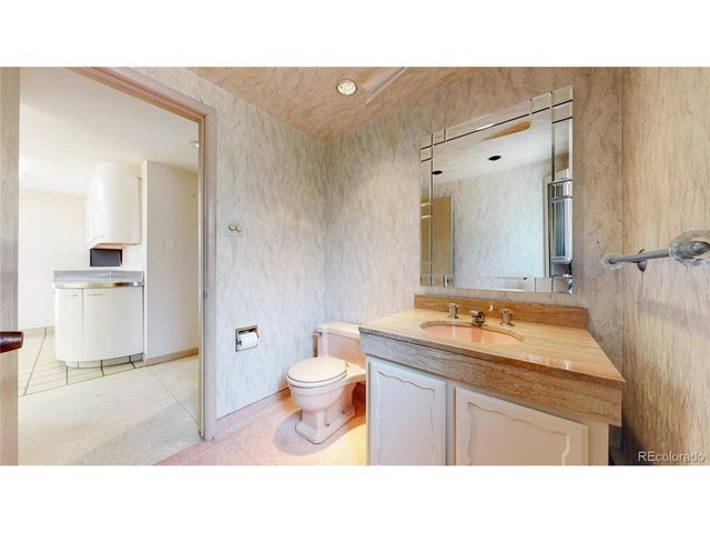 340 Clermont St Pkwy, Denver, CO 80220