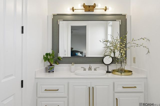 11411 Cotton Ln, Saint George, LA 70810