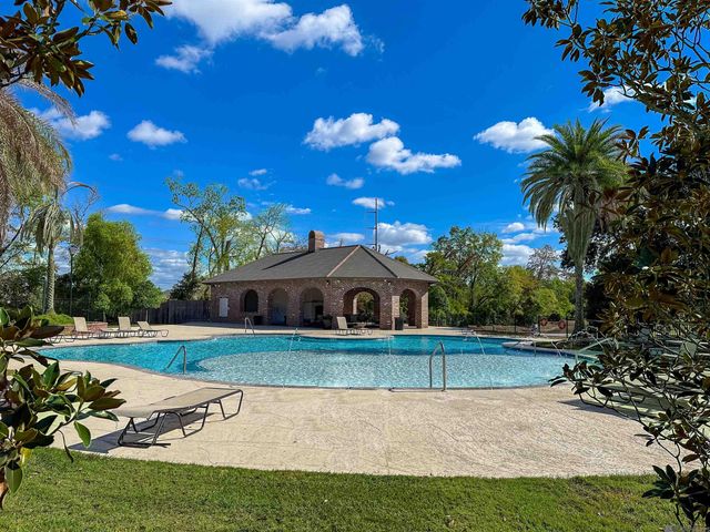 11411 Cotton Ln, Saint George, LA 70810