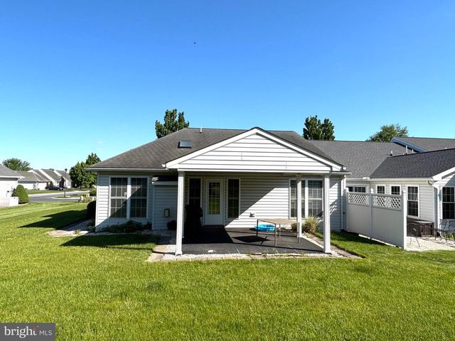 42 RIDGEWAY DR, Mechanicsburg, PA 17050