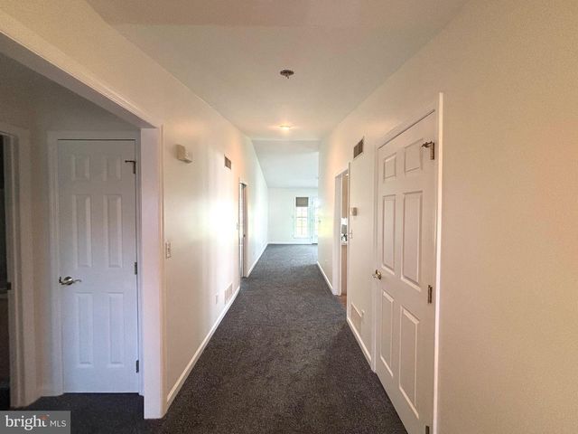 42 RIDGEWAY DR, Mechanicsburg, PA 17050