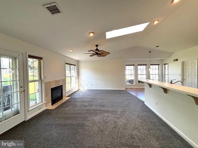 42 RIDGEWAY DR, Mechanicsburg, PA 17050