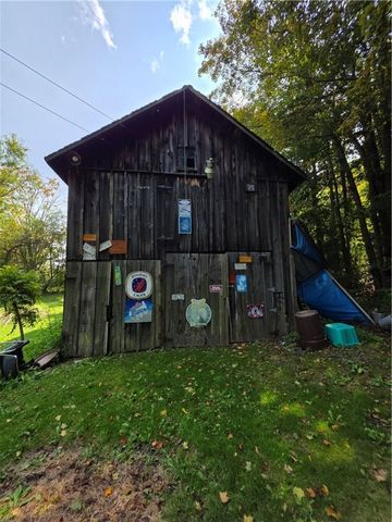 1894 Railroad Street, Veteran, NY 14872