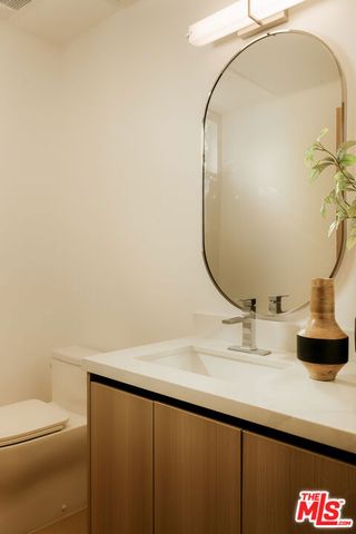2919 Waverly 101, Los Angeles, CA 90039