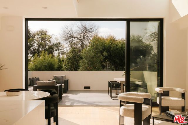 2919 Waverly 101, Los Angeles, CA 90039