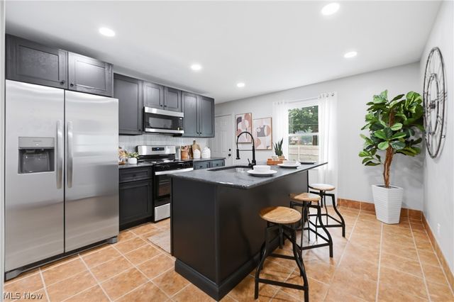 4340 Maureen Drive, Youngstown, OH 44511