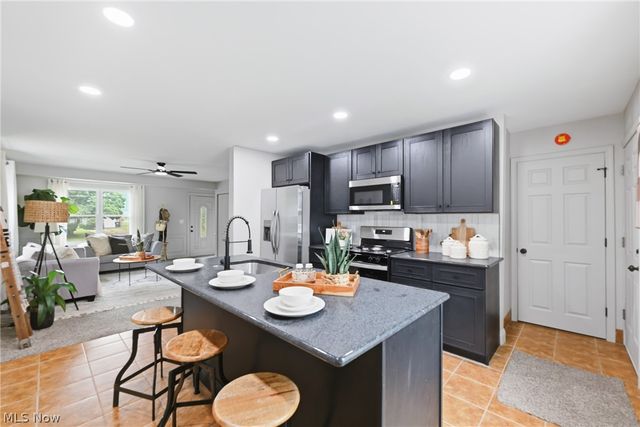 4340 Maureen Drive, Youngstown, OH 44511